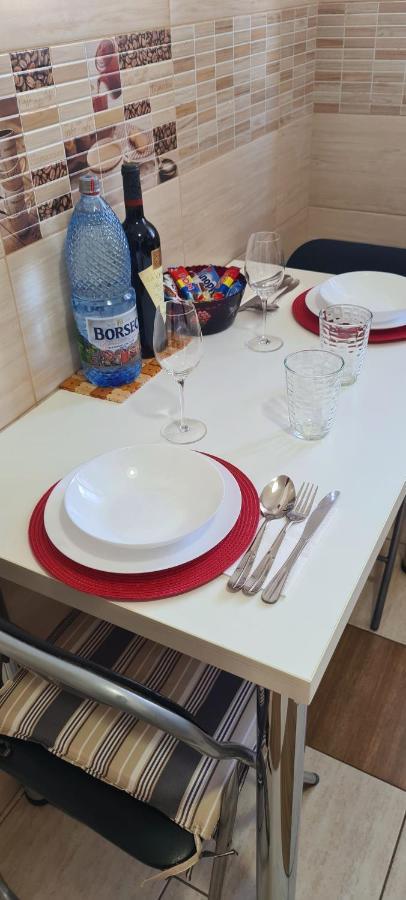 Perfect View Apartament 2 Rooms Self Check-In Букурещ Екстериор снимка