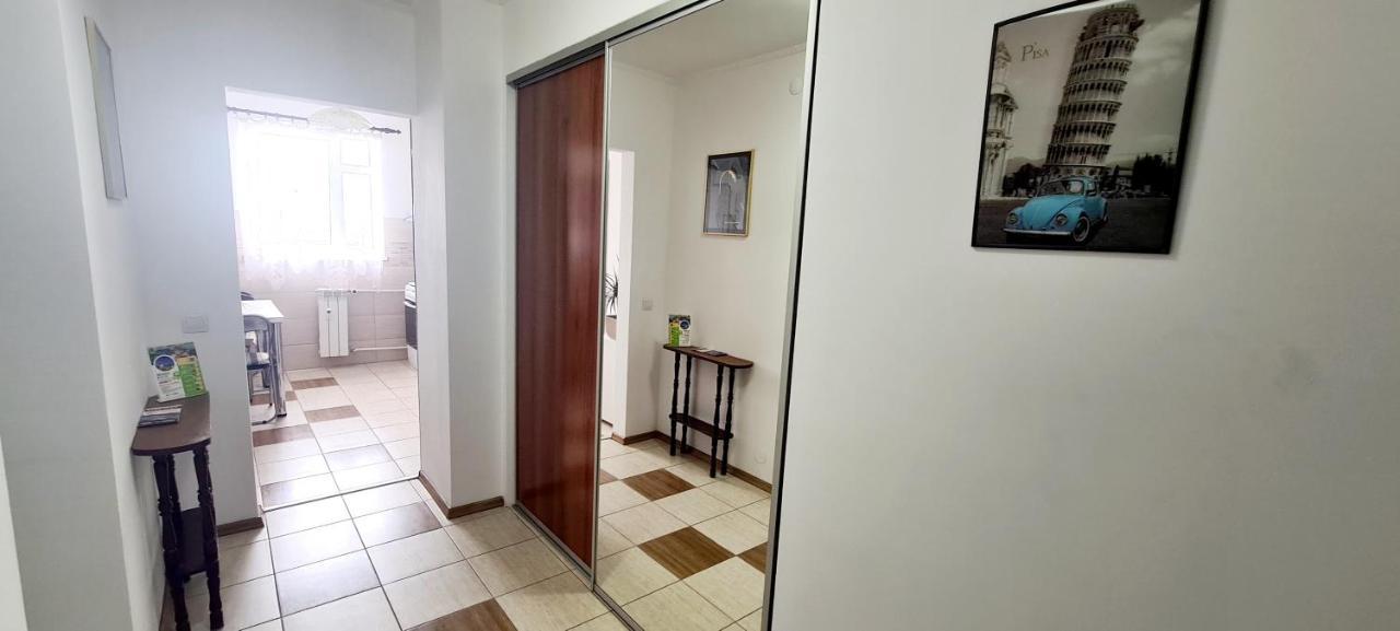 Perfect View Apartament 2 Rooms Self Check-In Букурещ Екстериор снимка