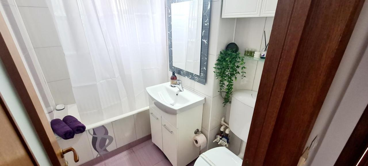 Perfect View Apartament 2 Rooms Self Check-In Букурещ Екстериор снимка